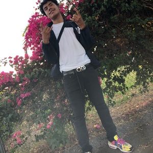 Meet your Posher, Jovanny